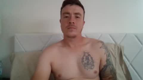 Snapshot of sexylatino4 chatting on 09.20.25 sexylatino4 online show from 09.20.25
