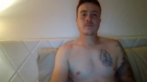 Snapshot of sexylatino4 chatting on 09.22.25 sexylatino4 online show from 09.22.25