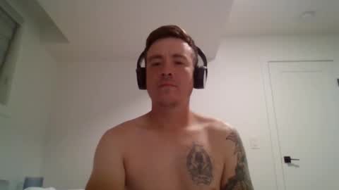 Snapshot of sexylatino4 chatting on 10.10.25 sexylatino4 online show from 10.10.25