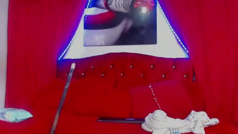 Snapshot of sexylaurita4u chatting on 01.31.25 laura online show from 01.31.25