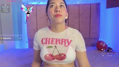 Snapshot of sexylaurita4u chatting on 10.17.25 laura online show from 10.17.25