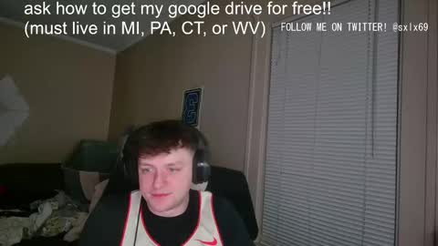 Snapshot of sexylax69 chatting on 03.01.25 sexylax69 online show from 03.01.25