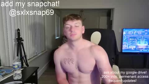 Snapshot of sexylax69 chatting on 09.10.25 sexylax69 online show from 09.10.25