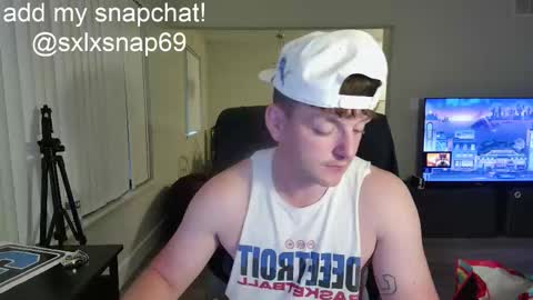 Snapshot of sexylax69 chatting on 09.11.25 sexylax69 online show from 09.11.25