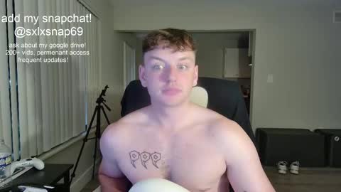 Snapshot of sexylax69 chatting on 09.25.25 sexylax69 online show from 09.25.25