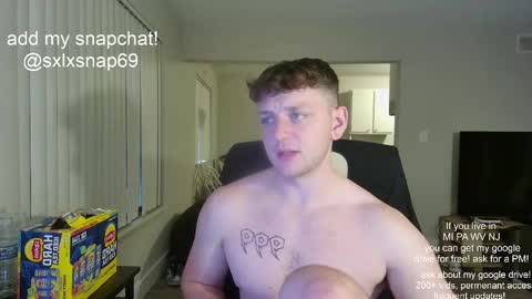 Snapshot of sexylax69 chatting on 10.18.25 sexylax69 online show from 10.18.25