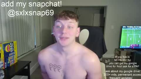 Snapshot of sexylax69 chatting on 10.19.25 sexylax69 online show from 10.19.25