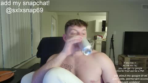 Snapshot of sexylax69 chatting on 10.26.25 sexylax69 online show from 10.26.25