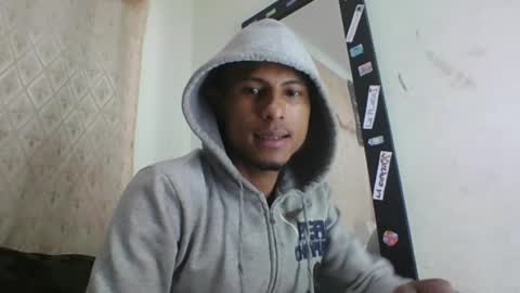 Snapshot of sexyleon69 chatting on 04.29.26 Sexy leon online show from 04.29.26