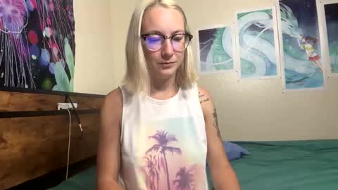 sexylexie93 online show from 10.15.25