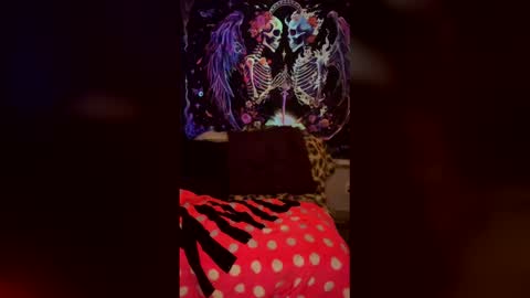 Snapshot of sexylilb17 chatting on 01.14.26 sexylilb17 online show from 01.14.26