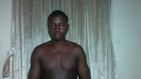 Snapshot of sexylinkebony2 chatting on 02.20.26 sexylinkebony2 online show from 02.20.26