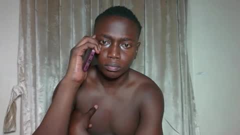 Snapshot of sexylinkebony2 chatting on 02.20.26 sexylinkebony2 online show from 02.20.26