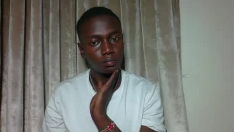 Snapshot of sexylinkebony2 chatting on 02.27.26 sexylinkebony2 online show from 02.27.26