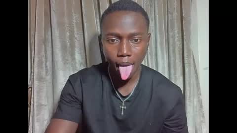 Snapshot of sexylinkebony2 chatting on 02.27.26 sexylinkebony2 online show from 02.27.26