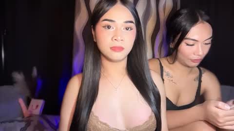 Snapshot of sexylovesappira chatting on 10.14.25 maxine online show from 10.14.25