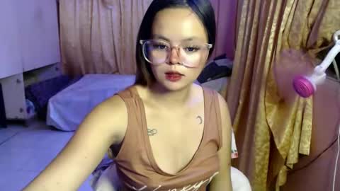 Snapshot of sexyme2069 chatting on 04.22.26 sexyme2069 online show from 04.22.26