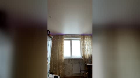 Sexy Mommy online show from 04.17.26