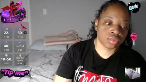 SexyMona online show from 11.12.25