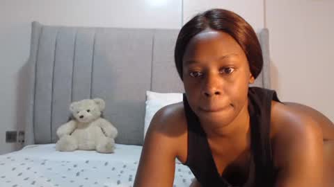 sexymonalisa1 online show from 12.22.25