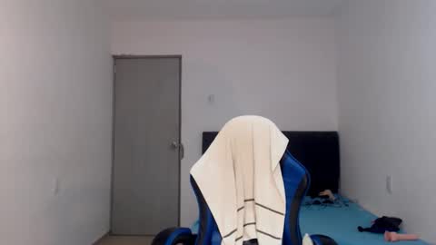 Snapshot of sexynatalia25 chatting on 05.10.26 Natalia Duran online show from 05.10.26