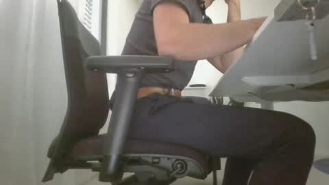 Snapshot of sexynaugthywanker chatting on 09.16.25 sexynaugthywanker online show from 09.16.25