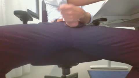 Snapshot of sexynaugthywanker chatting on 09.18.25 sexynaugthywanker online show from 09.18.25
