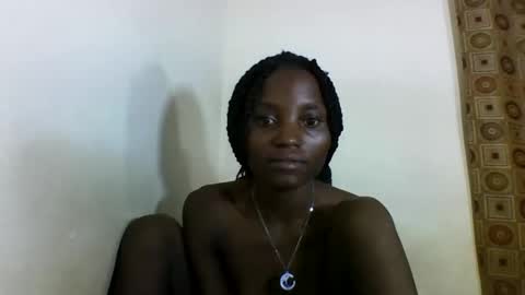 Snapshot of sexyneedle22 chatting on 02.17.25 VIVIAN online show from 02.17.25