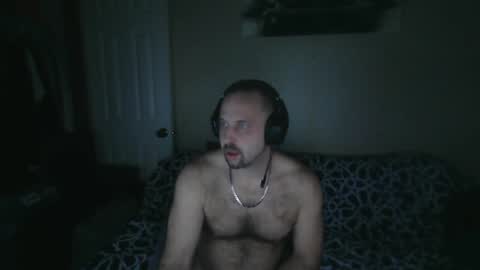 Snapshot of sexypeople4204u chatting on 12.29.24 sexypeople4204u online show from 12.29.24