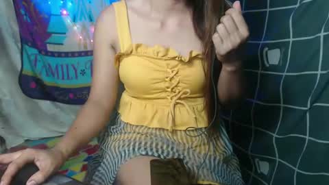 Snapshot of sexypinay2023 chatting on 12.06.24 Goddess Venus online show from 12.06.24