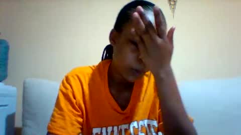 DOVY ACHIENG online show from 09.13.25