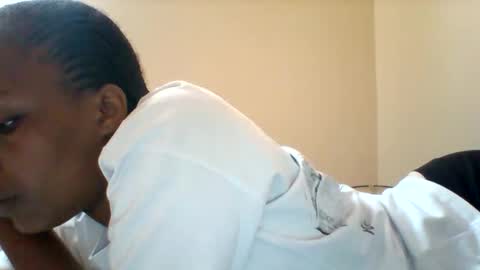 DOVY ACHIENG online show from 09.25.25