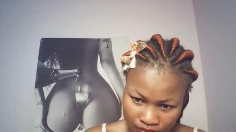 queenivy online show from 12.21.25