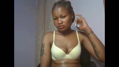 queenivy online show from 01.06.26