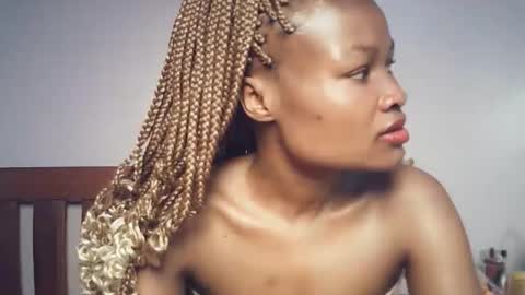 queenivy online show from 01.09.26