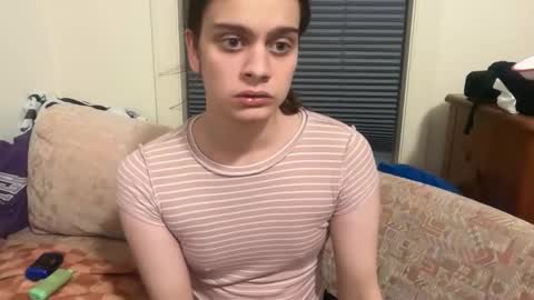 Snapshot of sexyshayla_twink chatting on 01.19.26 sexyshayla_twink online show from 01.19.26