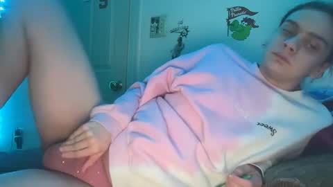 Snapshot of sexyshayla_twink chatting on 02.10.26 sexyshayla_twink online show from 02.10.26