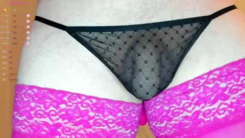 Snapshot of sexythongslut chatting on 04.12.26 Sexythongslut online show from 04.12.26