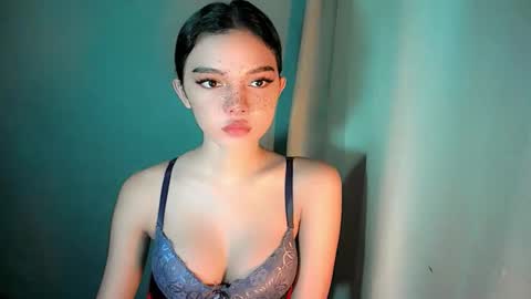 Snapshot of sexytight_tanya chatting on 06.10.26 sexytight_tanya online show from 06.10.26