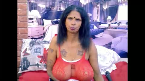 Snapshot of sexyva4u2luv chatting on 06.01.26 sexyva4u2luv online show from 06.01.26