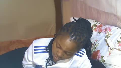 sexyvishy254 online show from 12.04.25