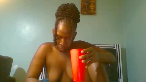 VIVIAN online show from 03.04.25