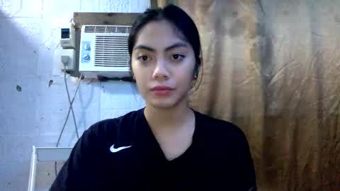 Xenaaa online show from 10.28.25