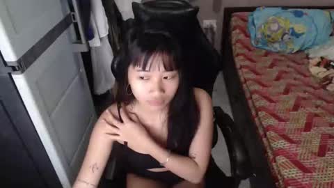Snapshot of sexyymiya chatting on 05.14.26 sexyymiya online show from 05.14.26