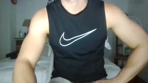 Snapshot of sexyyphilip chatting on 12.17.24 sexyyphilip online show from 12.17.24