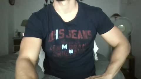 Snapshot of sexyyphilip chatting on 01.02.25 sexyyphilip online show from 01.02.25