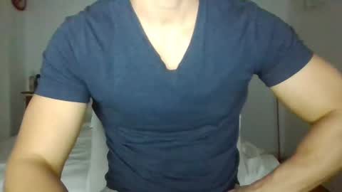 Snapshot of sexyyphilip chatting on 02.08.25 sexyyphilip online show from 02.08.25