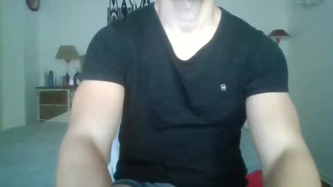 Snapshot of sexyyphilip chatting on 03.06.25 sexyyphilip online show from 03.06.25