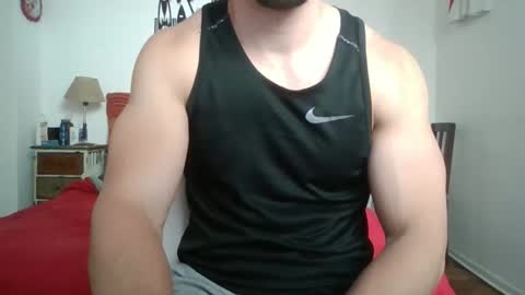 Snapshot of sexyyphilip chatting on 09.26.25 sexyyphilip online show from 09.26.25