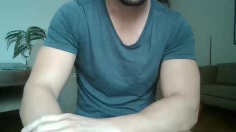Snapshot of sexyyphilip chatting on 04.25.26 sexyyphilip online show from 04.25.26